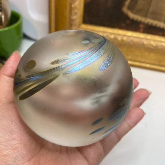 Signed Maytum Studio 90s Iridescent Art Glass Oil Lamp Globe Hand Blown - Picture 5 of 9